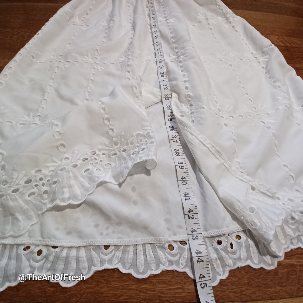 SIMPLEE Puff Sleeve Split Hem Gorgeous White Schiffy Dress - Picture 12 of 14